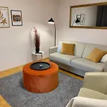 1br M6 With Sauna, Big Balcony,free Parking *